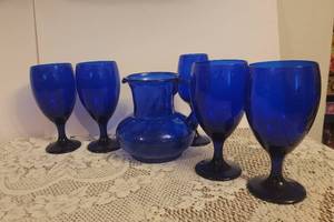 lot 147 image: Vintage Cobalt Blue Glass