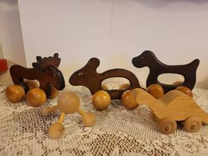 lot 169 image: Wooden Back Massagers