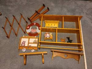 lot 229 image: Wooden Shelves and Decor