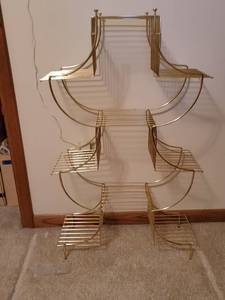 lot 231 image: Gold Plant Stand