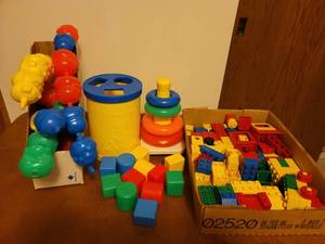 lot 287 image: Vintage Fisher Price Blocks, Snap Toys, Top, and Legos