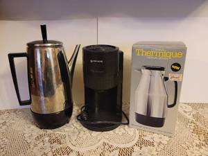lot 334 image: Coffee Percolator, Thermal Server, and 1 Cup at a Time Coffee Maker