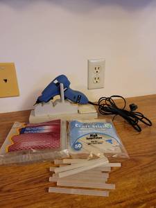 lot 377 image: Glue Gun, Glue Sticks, and Stand