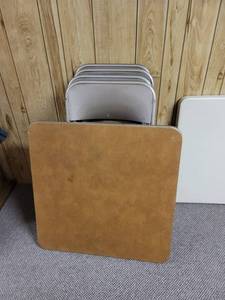 lot 415 image: Samsonite Card Table and 4 Chairs (located in basement)