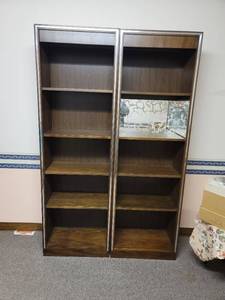 lot 423 image: 2 Shelving Units 24 x 13 x 77 each (Located in Basement)