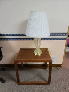 lot 426 image: End Table 24 x 18 x 22.5 and 3 Way Lamp Located in basement