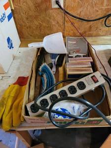 lot 449 image: Assorted Garage Items