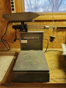lot 451 image: Vintage Fairbanks Morse Scale