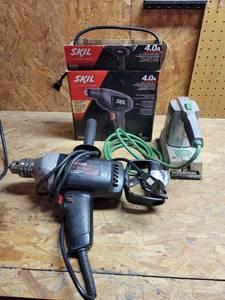 lot 453 image: Craftsman 12 38HP Drill, Skil Single Speed Drill, and Sander
