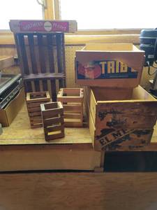 lot 488 image: Wooden Crates