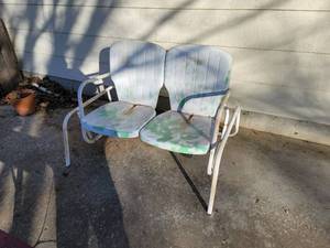 lot 511 image: Vintage Metal 2 Man Glider Rocker