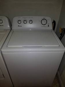 lot 2 image: Amana washer machine