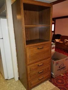 lot 25 image: cabinet