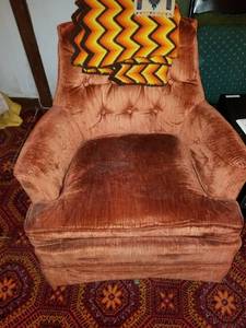 lot 44 image: Rocking Chair
