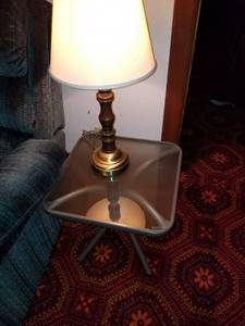 lot 46 image: Table &lamp