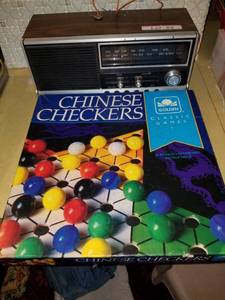 lot 54 image: Chinese Checkers & Radio