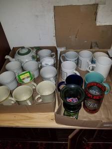 lot 63 image: glassware