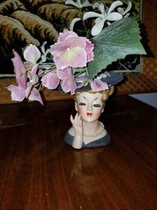 lot 79 image: lady vase