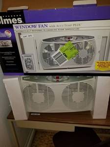lot 108 image: Window fan