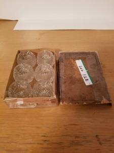 lot 128 image: Salt Dips