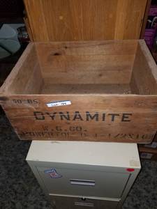 lot 159 image: Dynamite Box