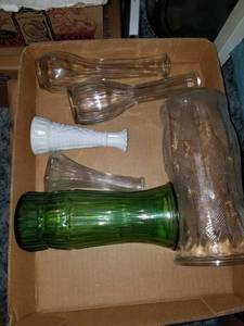 lot 193 image: Vases