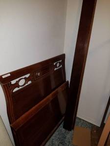 lot 196 image: Single Bed