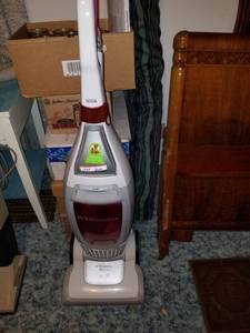 lot 200 image: Electrolux sweeper