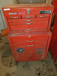lot 210 image: Roll around toolbox stack on