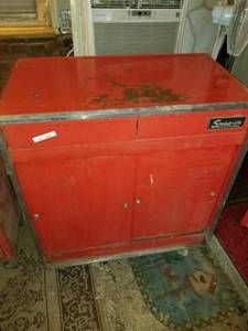lot 212 image: Snap-on roll around tool box