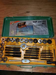 lot 216 image: Tap and die set