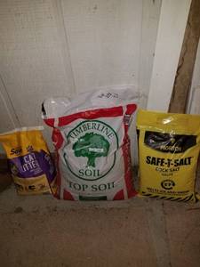 lot 238 image: Top Soil, Salt,& Litter