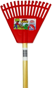 lot 27548 image: Emsco Group Little Diggers Childrens Garden Leaf Rake
