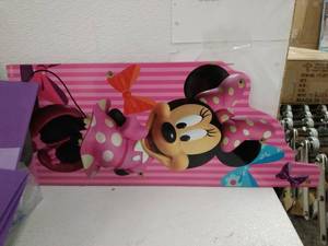 lot 30161 image: Mini Mouse Toddler Bed