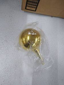 lot 34384 image: Christmas Ornament