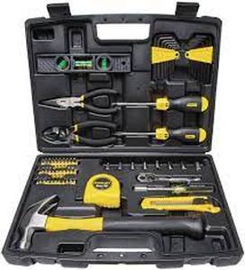 lot 7530 image: Stanley Starter Tool Set