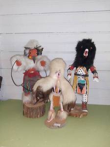 lot 20518 image: 3 Native American Kachina Dolls