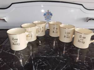 lot 20548 image: Set of 6 Tom and Jerry Mugs