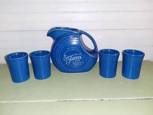 lot 20557 image: Blue Fiesta Pitcher and Cups