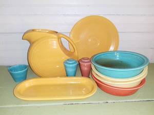 lot 20558 image: Lot of Fiestaware