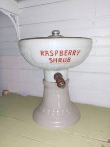 lot 20570 image: Raspberry Shrub Smash Dispenser
