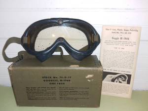 lot 20572 image: M-1944 Goggles