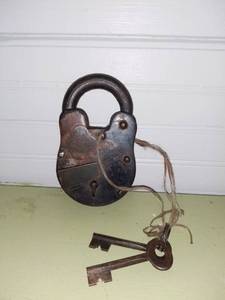 lot 20585 image: Antique Adams Express Company Lock
