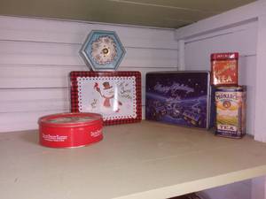 lot 33760 image: Lot Of 6 Assorted Vintage Advertising Tins In Different Sizes