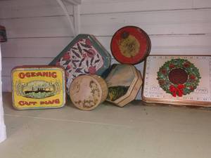 lot 33763 image: Lot Of 6 Assorted Vintage Advertising Tins