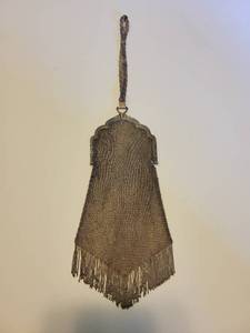 lot 250 image: Soldered Mesh Sterling Silver Flapper Purse - Engraved
