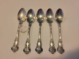 lot 272 image: Lot of 5 Sterling Silver Spoons
