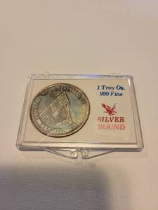 lot 276 image: 1 Troy Oz Sterling Pheonix Liberty Mint