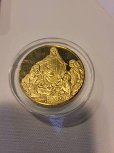 lot 286 image: 24kt Gold Electro Plated Sterling on Coin - The Virgin of the Rocks