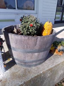 lot 1012 image: Wood Half Barrel Planter